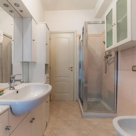 Apartment George's Flat - Tiburtina Station Rome